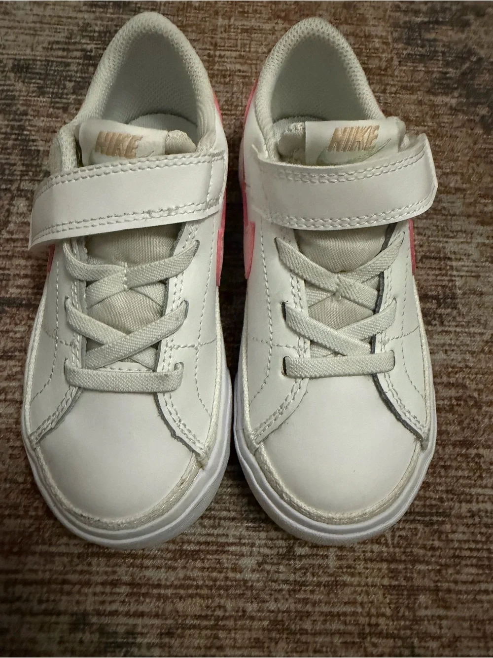 New Nike Kids' White & Pink Everyday Sneaker